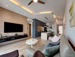 Simsville (D14), Condominium #585020351